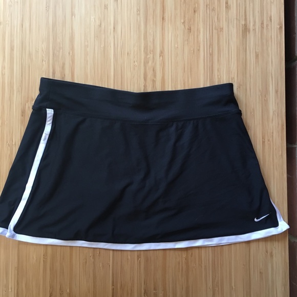 Nike Dresses & Skirts - Nike Dry Fit Athletic Running Tennis Skirt Size L